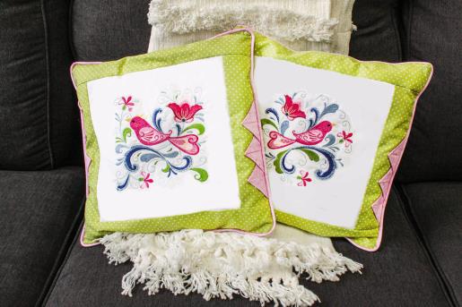 Rosemaling Birds Pillow Set